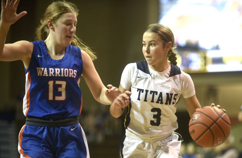 Jan. 11 Girls Basketball Roundup - Tea Area falls to Sioux Center (Iowa) at Sanford Pentagonâ€™s Border Battle