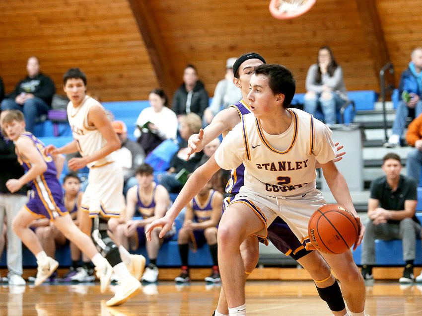 Stanley Countyâ€™s Eddie Duffy named Jones County Invitational MVP, Buffaloes land three players on all-tourney team 