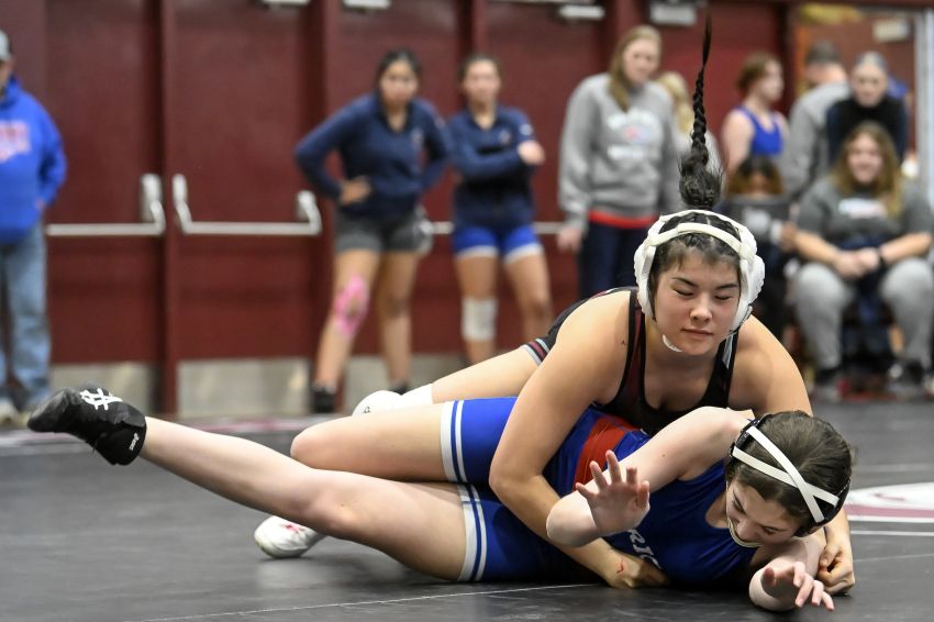 Spearfish girls earn Black Hills Conference wrestling title