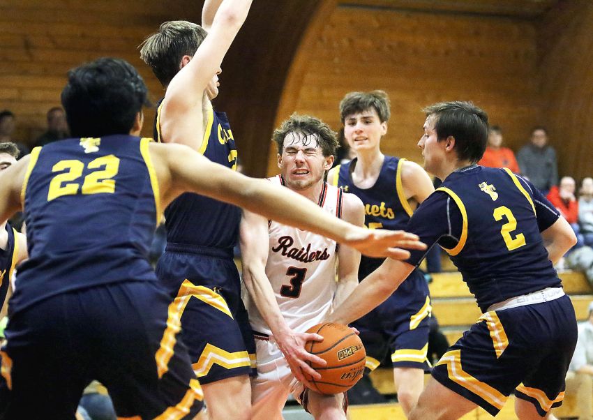 Feb. 1 Basketball Scores 
