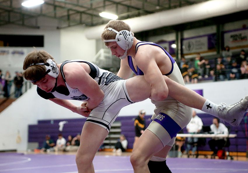 Winner, Sturgis draw top seeds for state dual wrestling championships in Pierre 