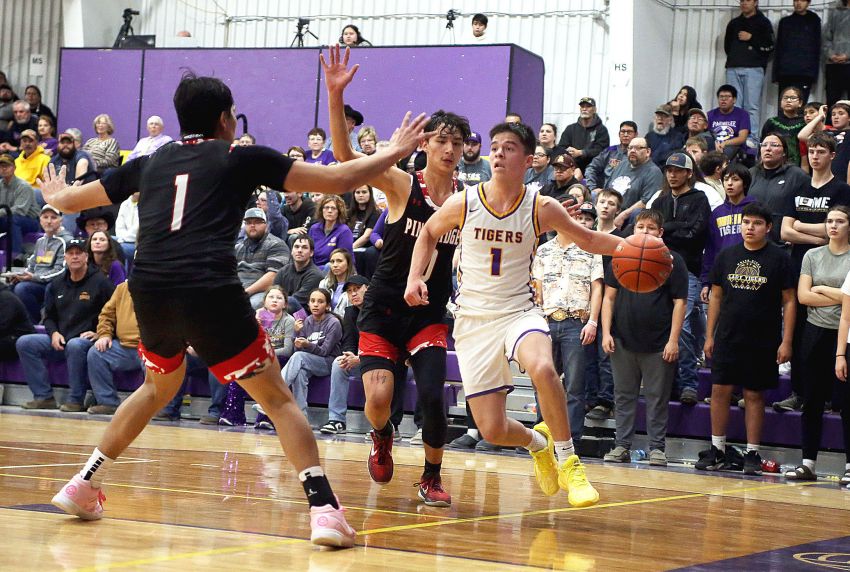 White River's Nic Marshall named Western Great Plains Conference boys MVP 