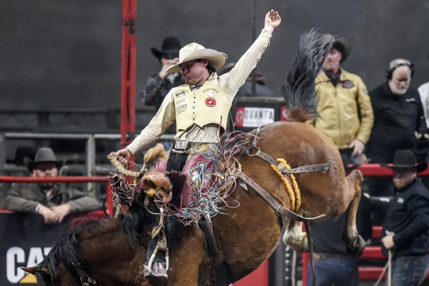 â€˜That was amazingâ€™ - Following injury, Faithâ€™s Cole Elshere ready to get back in NFR mix