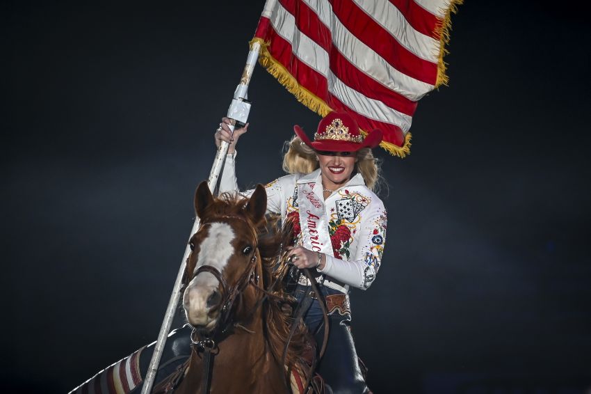 In South Dakota rodeo debut, Florenceâ€™s Callie Mueller feels â€˜blessedâ€™ in new role as Miss Rodeo America