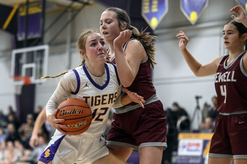 Feb. 22 Girls Basketball Roundup - New Underwood closes out regular season with victory over Newell 