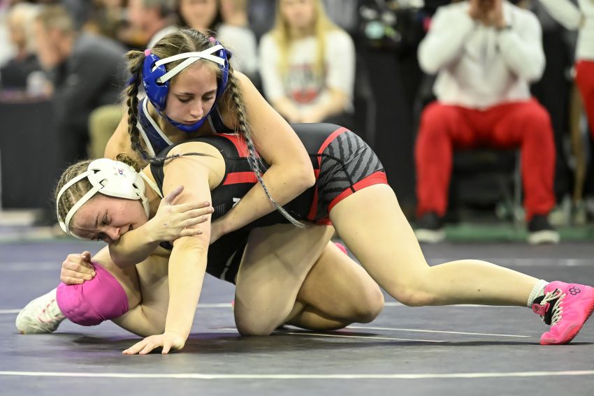 Canton holds Day 1 lead at state girls wrestling tournament 