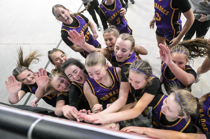 Class B Girls Roundup - Centerville clips Lyman for championship game berth 