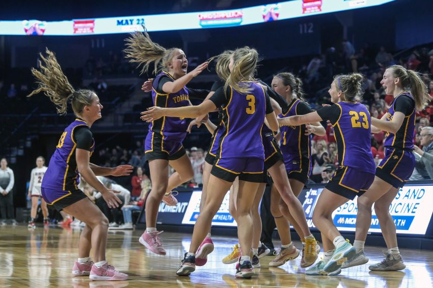 Best moments of the 2023-24 South Dakota hoops season 