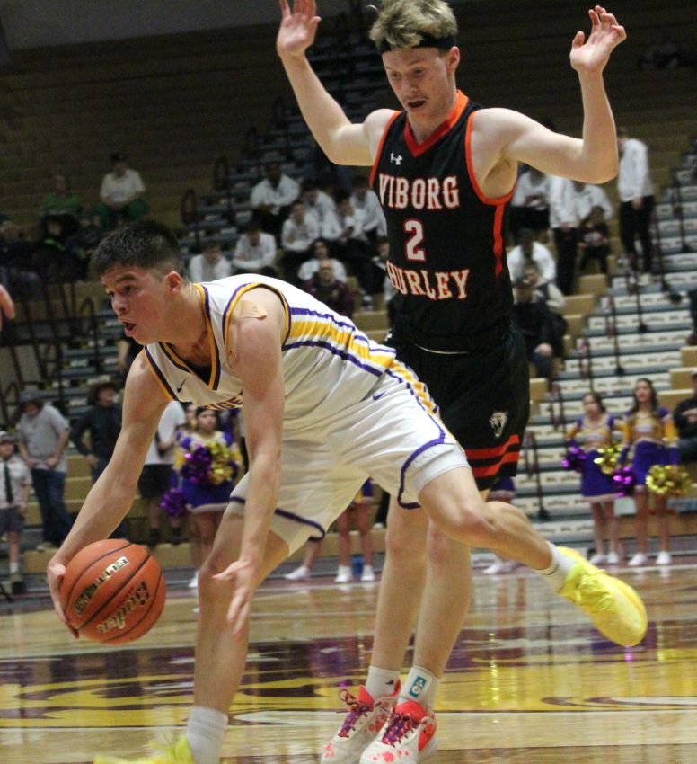 White River pulls past Viborg-Hurley in Class B opener 