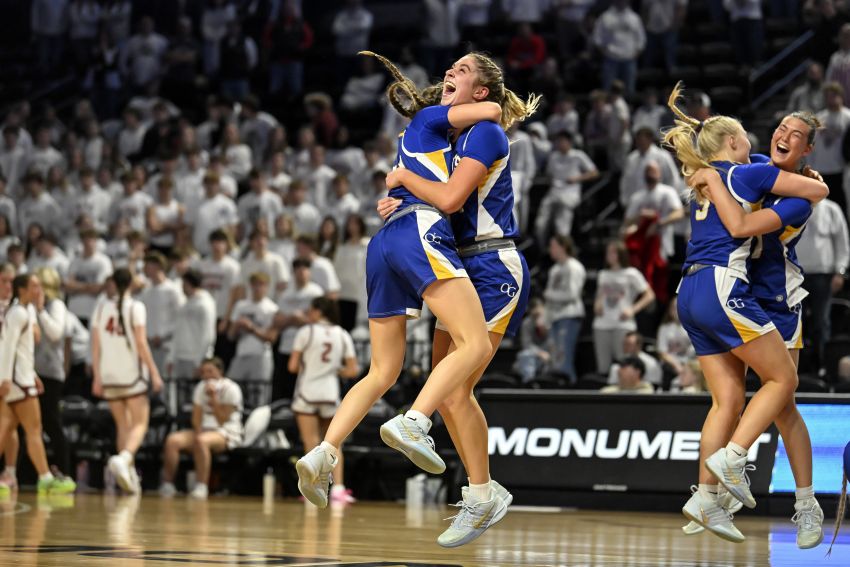 O’Gorman’s Sydney Terveen guides Knights to third-straight AA title 