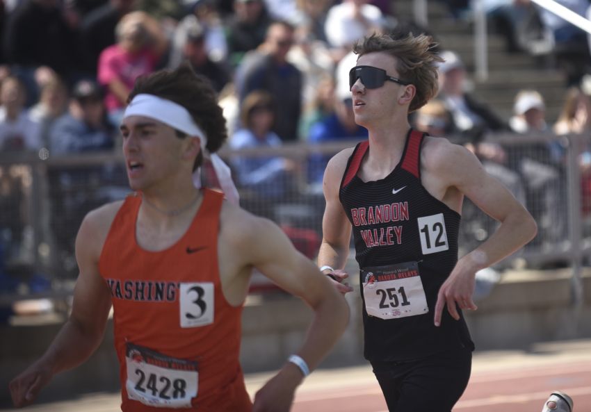 Mikah Peters putting together statement senior season for Brandon Valley