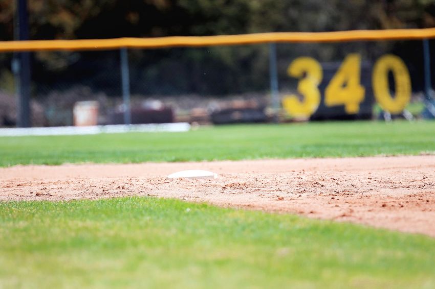 July 16 Legion Baseball Roundup - Pierre, Brandon Valley split Legion twin bill 