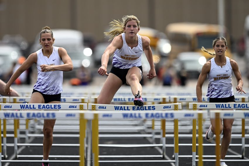 Bennett County’s Peyson O’Neill sweeps both hurdle races at Wall Invitational