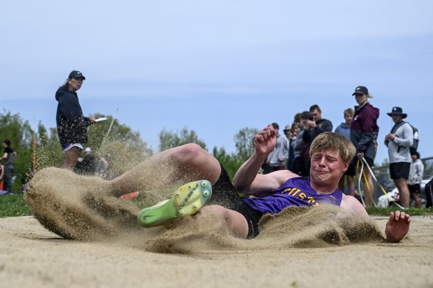 Custerâ€™s Kincade Lehman enjoying senior season while setting sights on gold in both long and triple jump events
