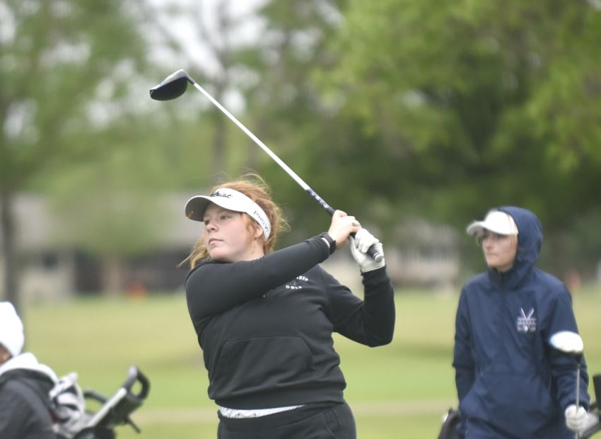 Platte-Geddes girls, Bon Homme boys win Region 4B golf titles 
