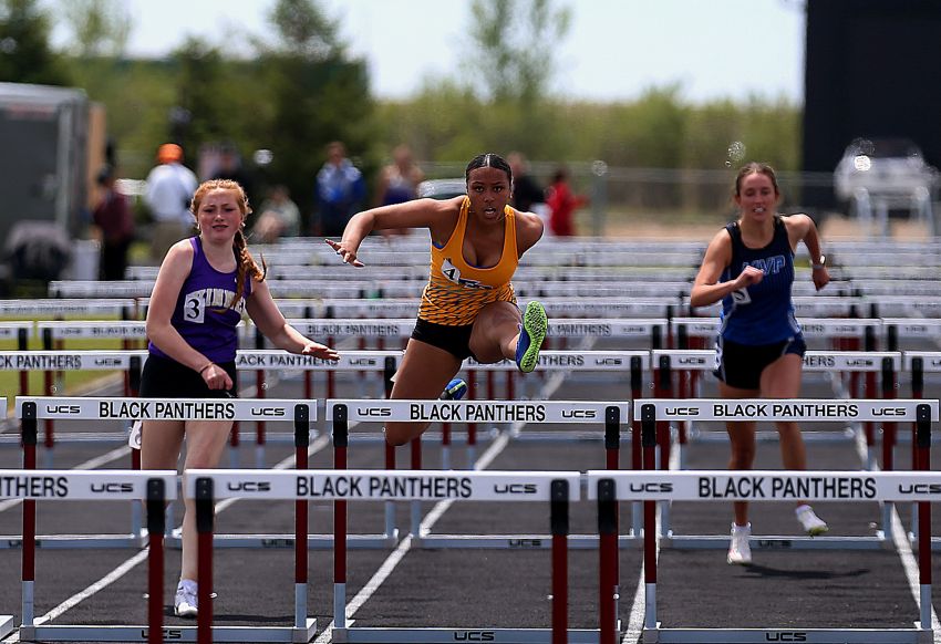 Ethan/Parkston’s Taziah Hawkins captures both hurdle races at Platte-Geddes Last Chance Meet