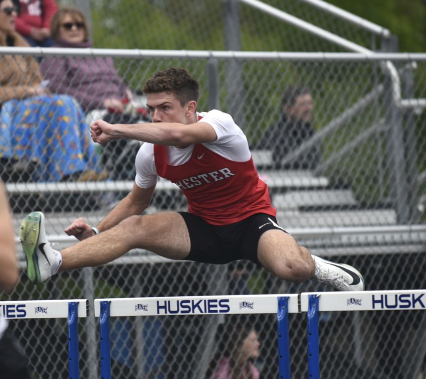 Chesterâ€™s Zach Moyer overcomes knee injury â€˜to do what I love againâ€™ at state track and field meet