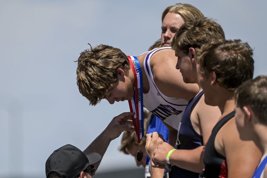 Winnerâ€™s Shawn Hammerbeck exceeds expectations and wins Class A discus title  