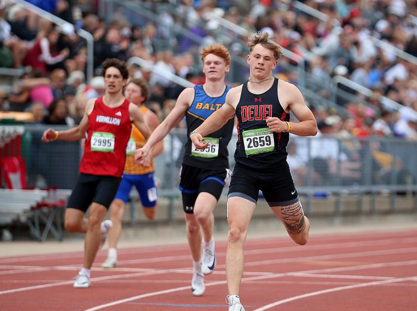 Deuel’s Oliver Fieber repeats as champion in the Class A boys 100-meter and 200-meter races