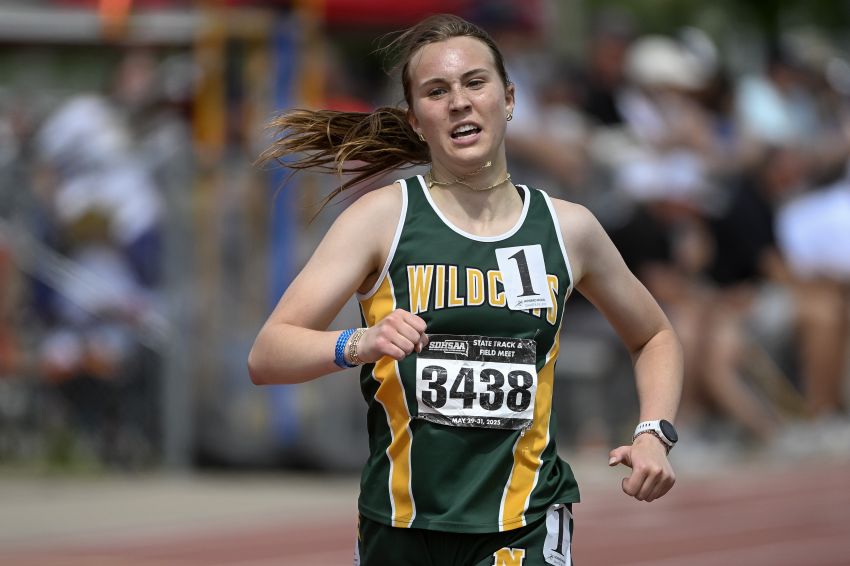 Northwestern’s Ella Boekelheide wins three distance races at Class B state track