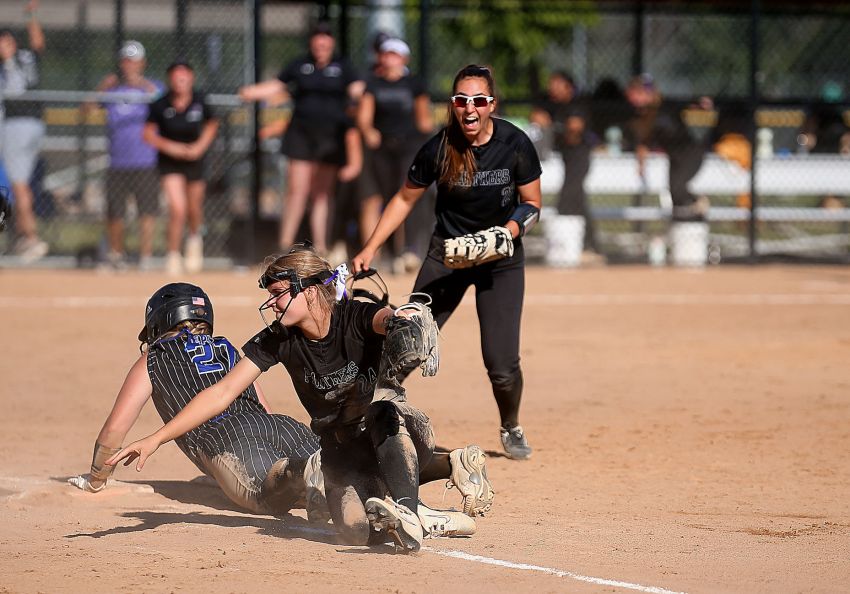 Dakota Valley fends off Elk Point-Jefferson to secure first state softball championship in school history