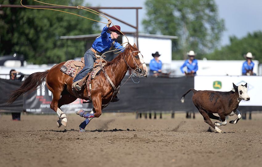 South Dakotans Ryen Sheppick, Gabe Glines and Arina Haugen shine at Fridayâ€™s National High School Finals Rodeo 