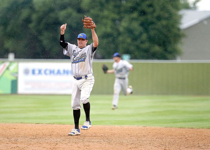 Four Corners clip Crofton in seesaw Class B amateur baseball contest 
