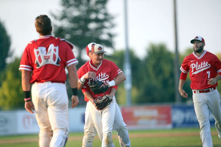 Michael Buitenbos throws â€˜absolute gemâ€™ as Platte secures first-ever Class B state championship appearance 