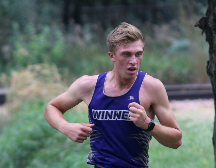 Joseph Laprath, Shelly Larvie win titles at Todd County Invitational