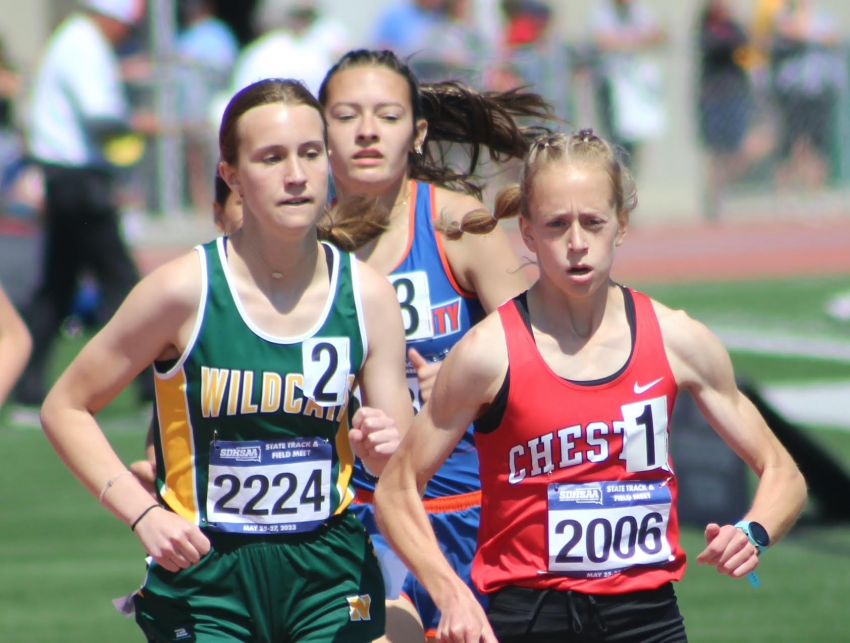 South Dakotans provide top marks at Dan Lennon Invitational Class B track meet