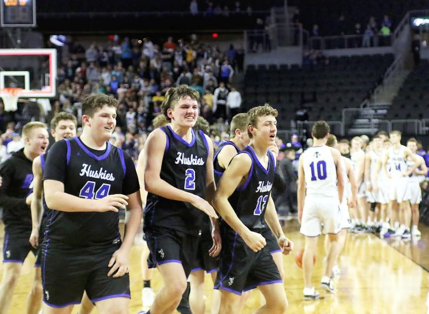 Class A Roundup - Devon Schmitzâ€™s 3-pointer lifts Elk Point-Jefferson over St. Thomas More