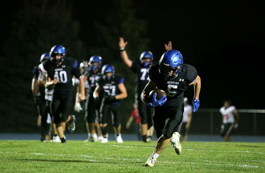 Class 11B Championship Preview - Elk-Point Jefferson, St. Thomas More collide in battle of unbeatens