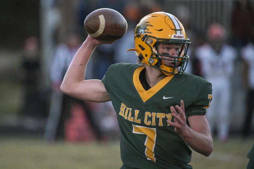 Quarterback Devin Buehler at controls of Hill Cityâ€™s turnaround football season 