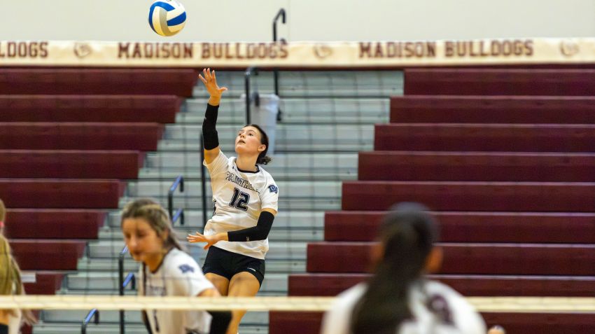Class A State Volleyball Capsules - No. 1 seed Dakota Valley headlines field of perennial powers at state tourney 