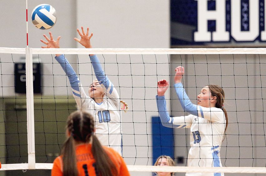 Oct. 17 South Dakota Volleyball Scores