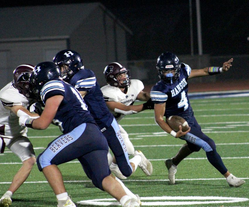 Hanson eliminates familiar foe Platte-Geddes in Class 9AA playoff opener