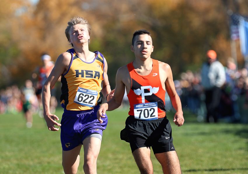 Herreid-Selby Area’s Gavin Hirsch, Wolsey-Wessington’s Kendal Uttecht claim Region 4B individual titles