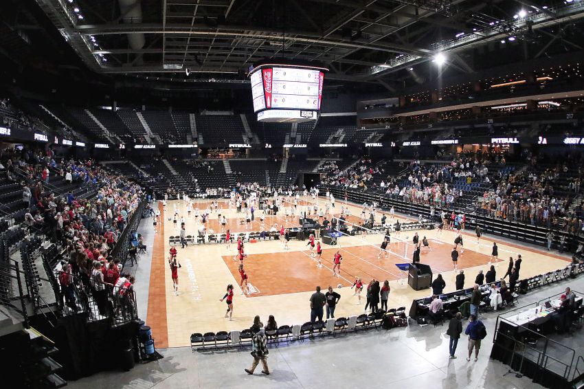'This venue is amazing' - New Summit Arena hosting its first SDHSAA sporting event this weekend