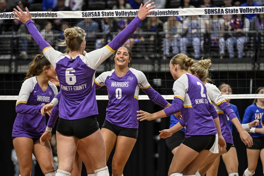 After a 19-year hiatus, Bennett County records state volleyball tourney win over Parkston 