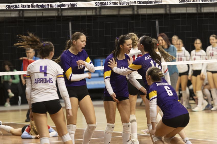 Class AA Volleyball Roundup - Watertown edges Lincoln in five-set match, plays No. 1 Harrisburg in semifinals 