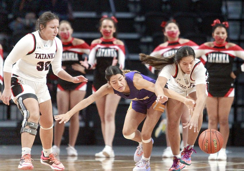 Dec. 16 Lakota Nation Invitational Girls Roundup - Lakota Tech pulls past White River to secure championship berth 
