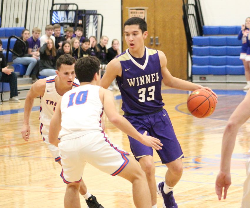 Dec. 30 Basketball Roundup - Winner boys edge Parkston 