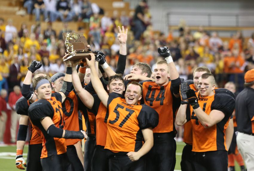 DakotaDome Memories - 10 Years Ago Canistota completed dominant nine-man 3-peat 