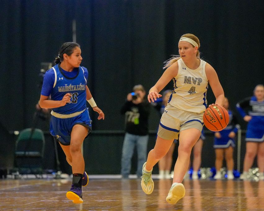 MVPâ€™s Emilee Fox finishes as stateâ€™s 16th all-time leading scorer, breaks single season 3-pointers made record