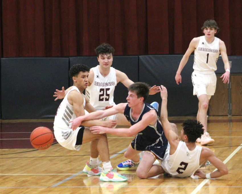 Feb. 19 Basketball Scores