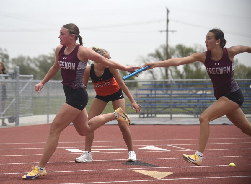 Freeman sweeps team titles at Cornbelt Conference meet