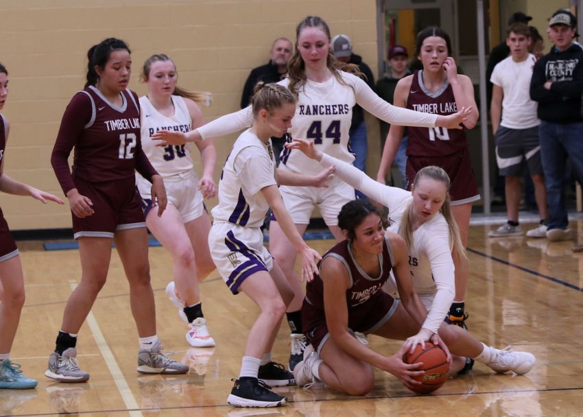 Undefeated Harding County flying under the radar in girls Class B basketball