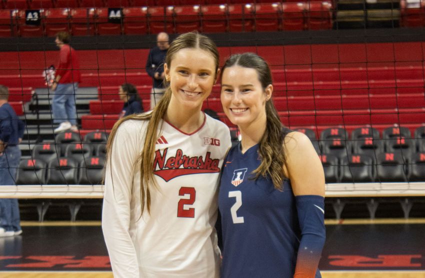 Oâ€™Gorman graduates Raegan and Bergen Reilly are sisters, Big Ten competitors and their biggest supporters 