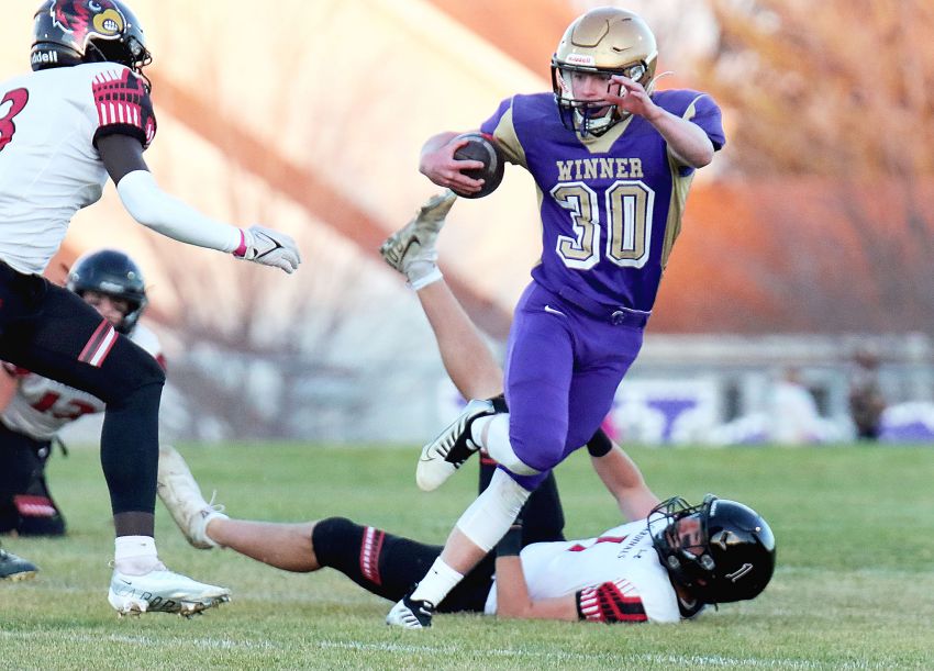 Class 11B Semifinal Preview - Winner looks for 3-peat, other Class 11B semifinalists seek rare DakotaDome berth