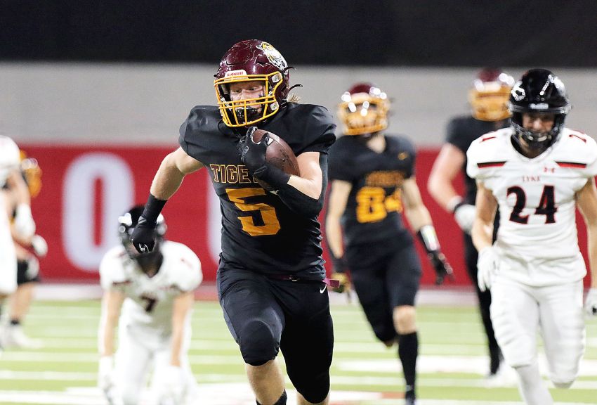 Class 11AAA Championship Capsule - Defending champ Harrisburg faces Jefferson, a second-year program 